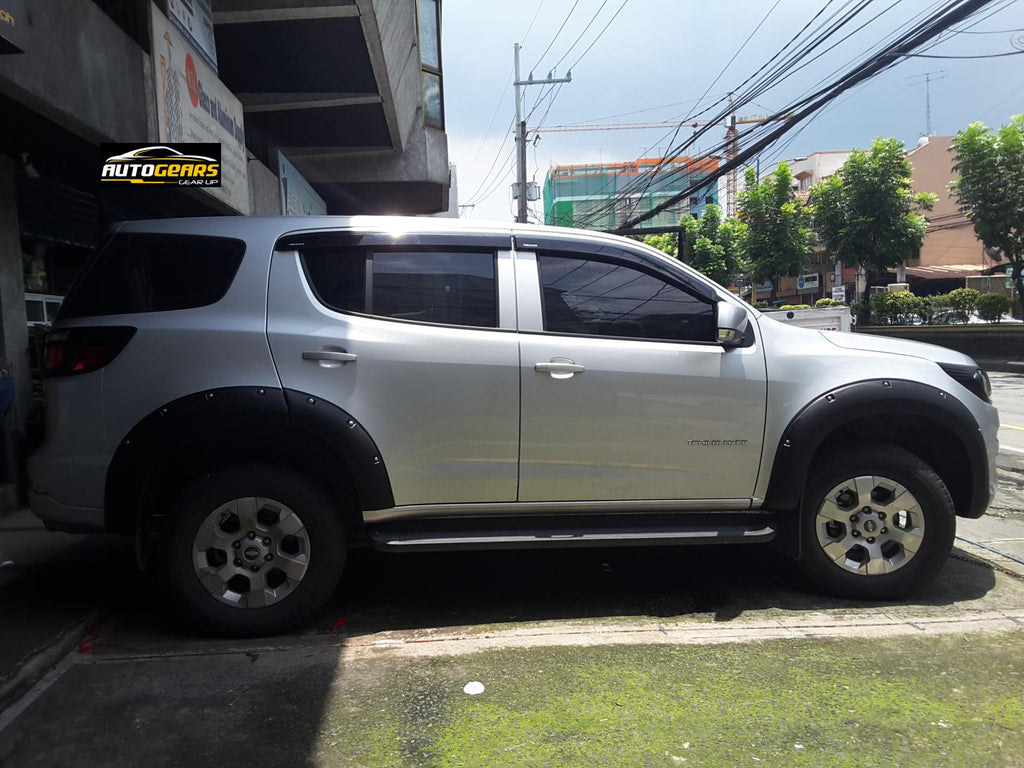 Chevy trailblazer store fender flares